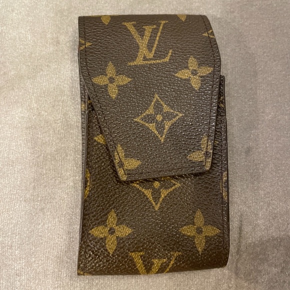 Louis Vitton Case for Classy Purse Organization - Picture 1 of 11